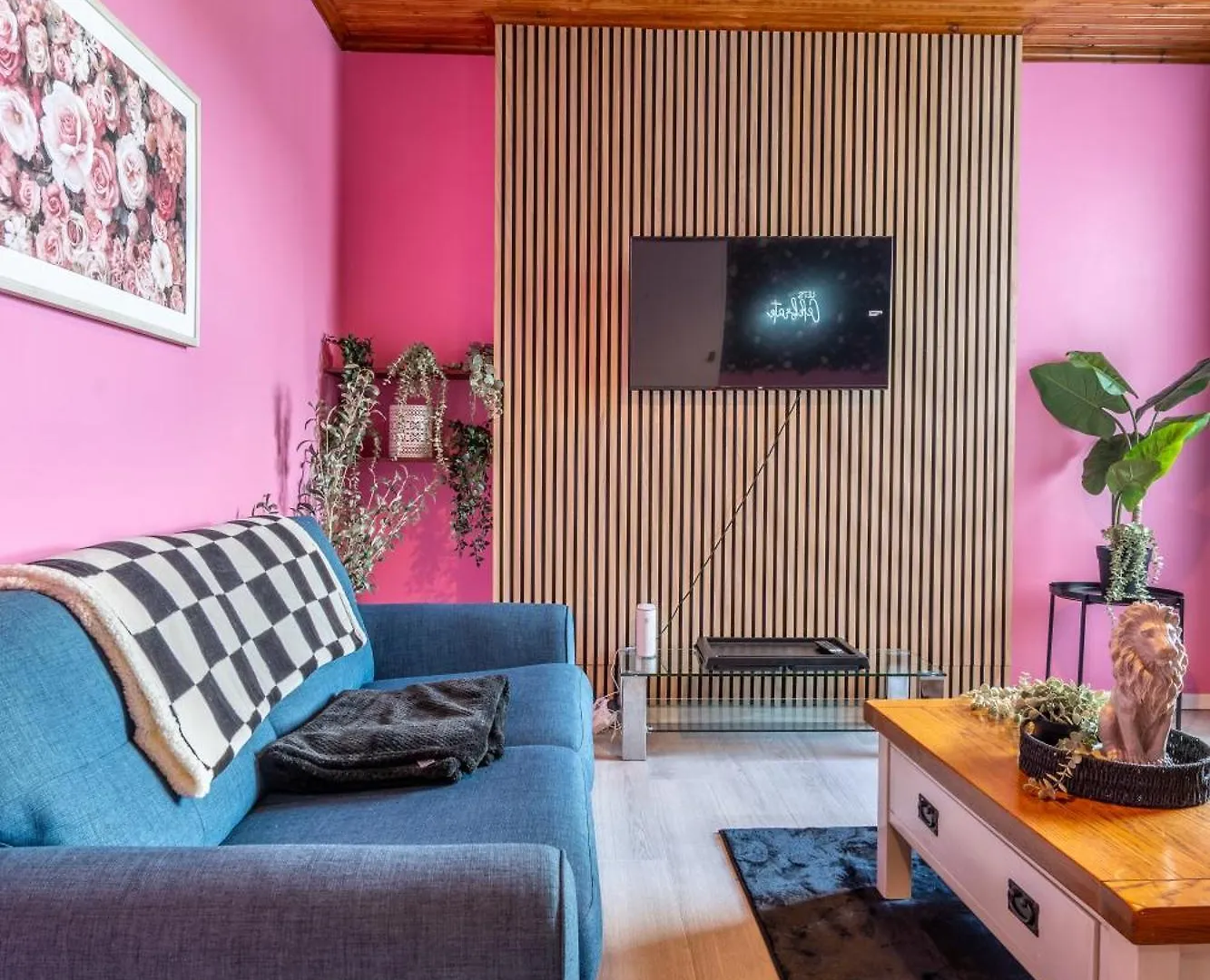 Апартаменты Hen & Stag Hideaway - Huge, Unique And Sleeps 15 Белфаст